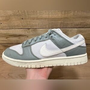 Nike Dunk Low Retro PRM “Mica Green”